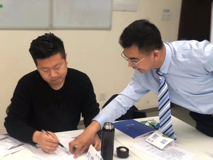 2019年1月7-8日杨楠老师在上海给上海某知名制药公司《压力管理与情商修炼》课程圆满结束
