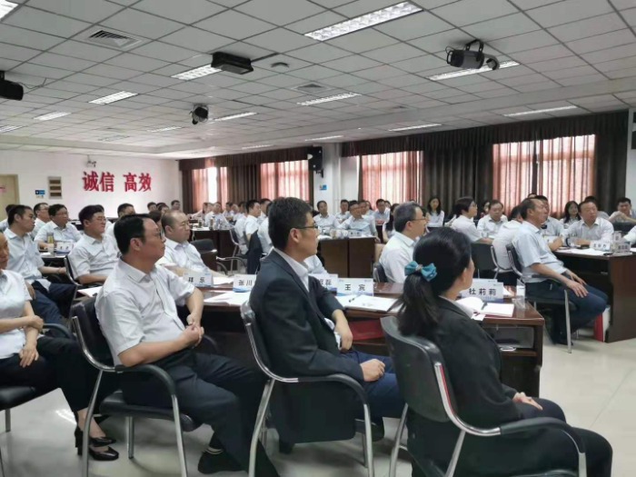 拳头课《非人三阶》7月12日邓雨薇老师隆重进入中原环保上市公司，课程一地点赞，圆满完成