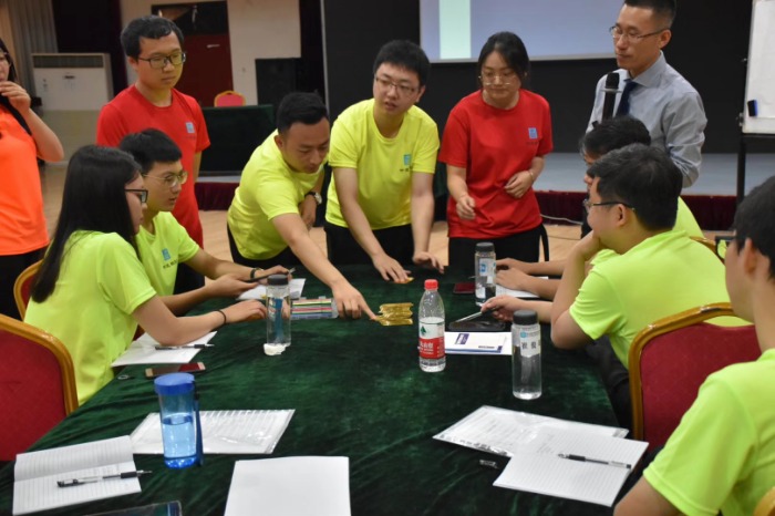 邹海龙老师2019年7月6日再次给某药企的新员工讲授《职业生涯规划》的课程圆满结束！