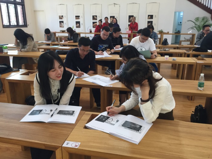 吴湘洪老师11月10日给漳州招商银行销售团队骨干讲授《高效沟通与执行》课程圆满结束！