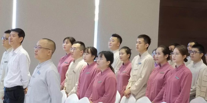 朱磊老师-9月18日-惠州 投资集团讲授《从心出发-有效沟通与协作》课程