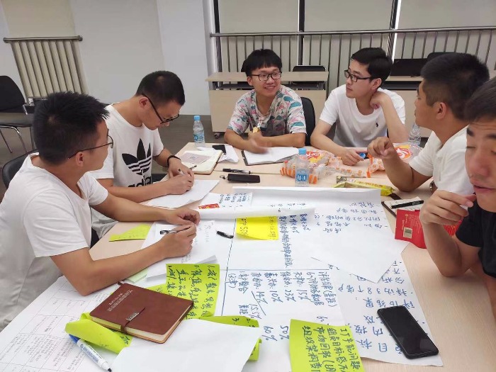 曾秋香老师--2019年8月16-17日为合肥恰恰瓜子集团讲授《行动学习》课程