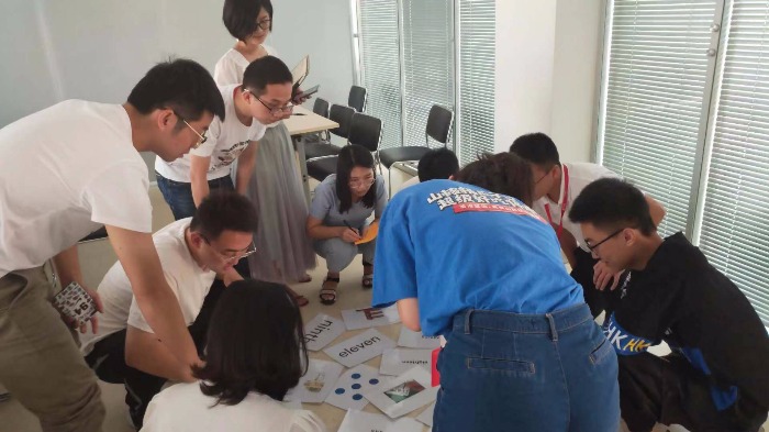曾秋香老师--2019年8月16-17日为合肥恰恰瓜子集团讲授《行动学习》课程