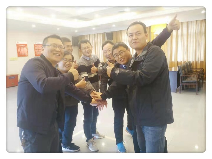 11月15日，柳娟老师为大唐电力河南公司的学员们带来《阳光心态 快乐成长》