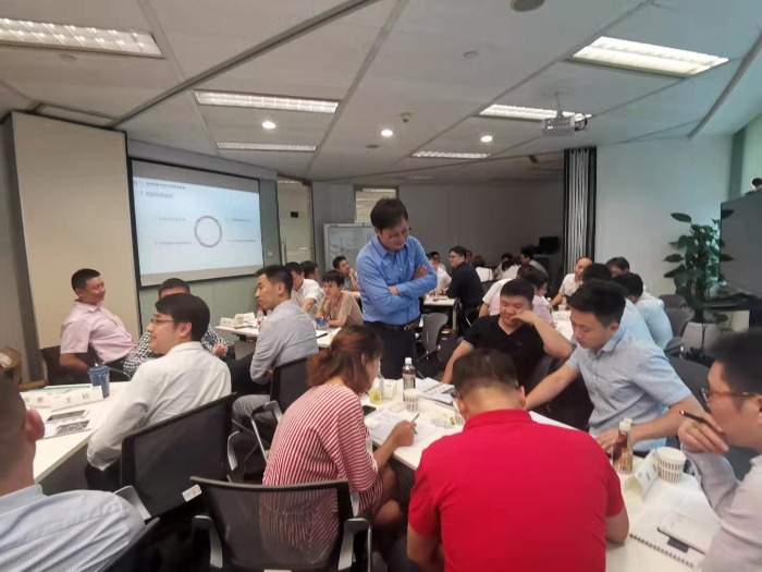 【张小明老师】7月11日在上海讲授《企业经营法律》