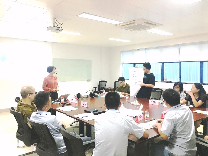 7月6日张芯译老师为广州某上市公司讲授《大客户关系管理》课程圆满结束。