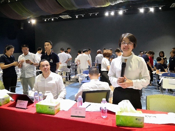 8月3日张芯译老师为上海凯奇集团讲授《打造销售铁军实战训练营》课程圆满结束！