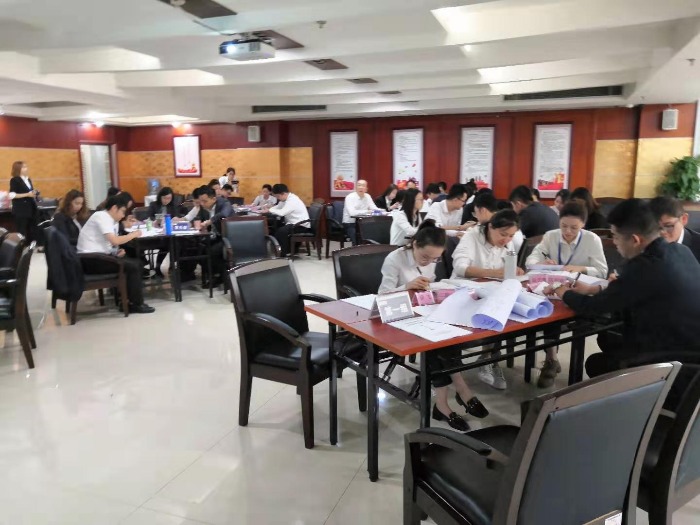 10月26日张芯译老师为广西机电设备公司讲授《打造销售铁军》课程顺利结束！