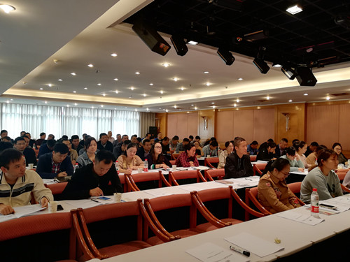 龙飞老师10月26日为江苏某大型民营制造企业的《非人力资源的人力资源管理》培训圆满结束