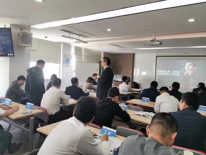 吴军老师10月31号为中建深圳装饰公司讲授《工作汇报》完美结束