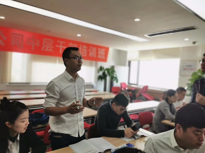 吴军老师10月31号为中建深圳装饰公司讲授《工作汇报》完美结束