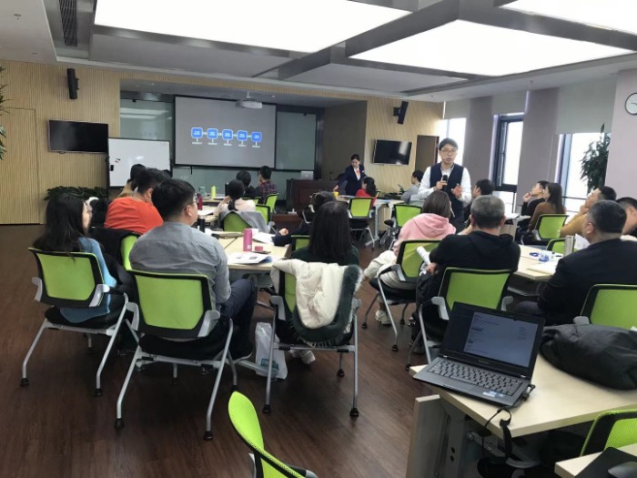 章利勇老师12月3日在北京电信讲授《战略解码》课程圆满结束！	