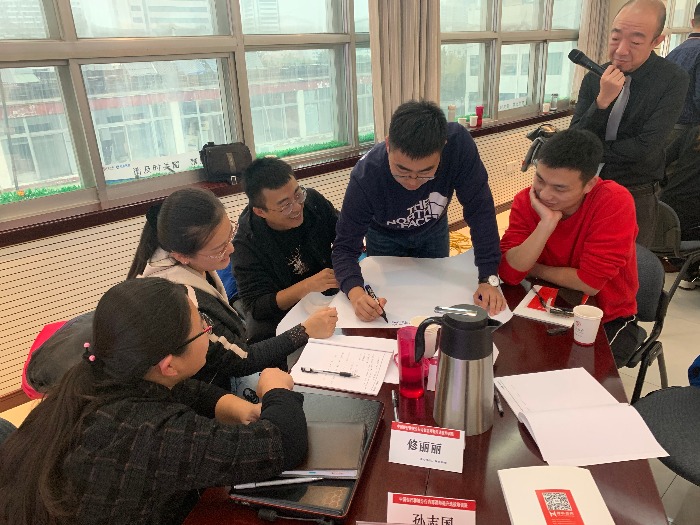 杨杰老师10月19-20日受邀于中国银行聊城分行讲授《内训师授课技巧强化训练》完美落幕！