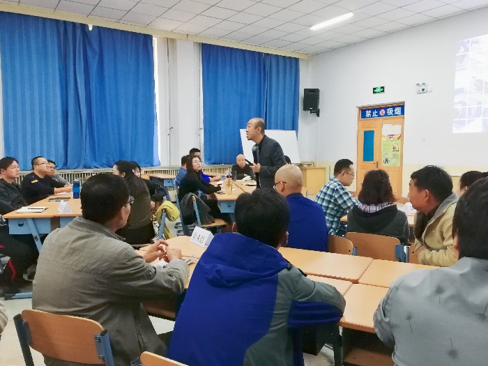 杨杰老师10月22日-25日为青海油田分公司讲授四天的《微课设计与开发》完美落幕！  