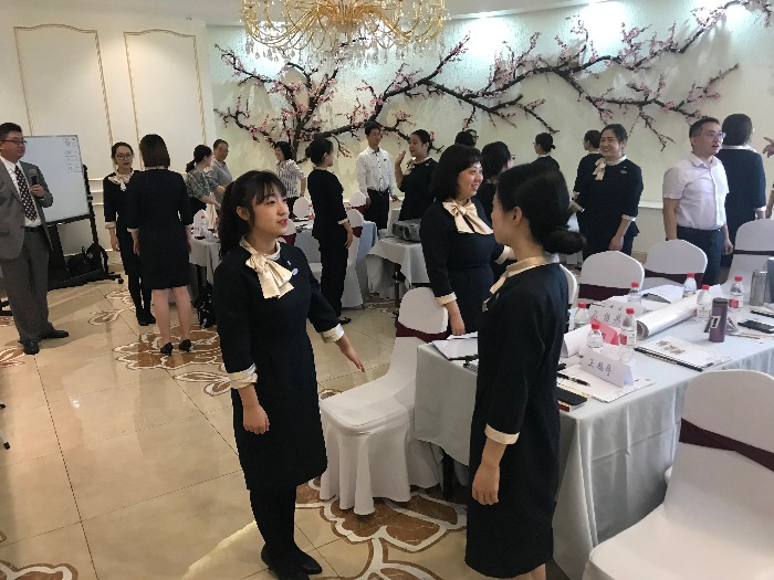  管理技能提升专家邓菲老师8月30号再次受邀来到平安保险某分公司讲授《超强执行力打造》的课程