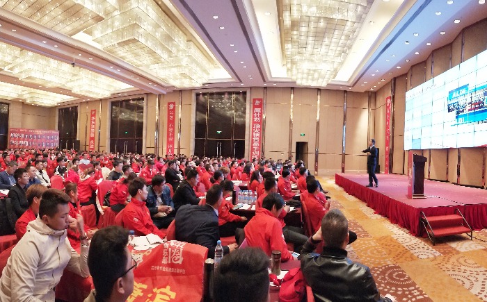 刘影老师3月28-29号在杭州讲授《顶尖销售高手训练营》700人公开课圆满结束！