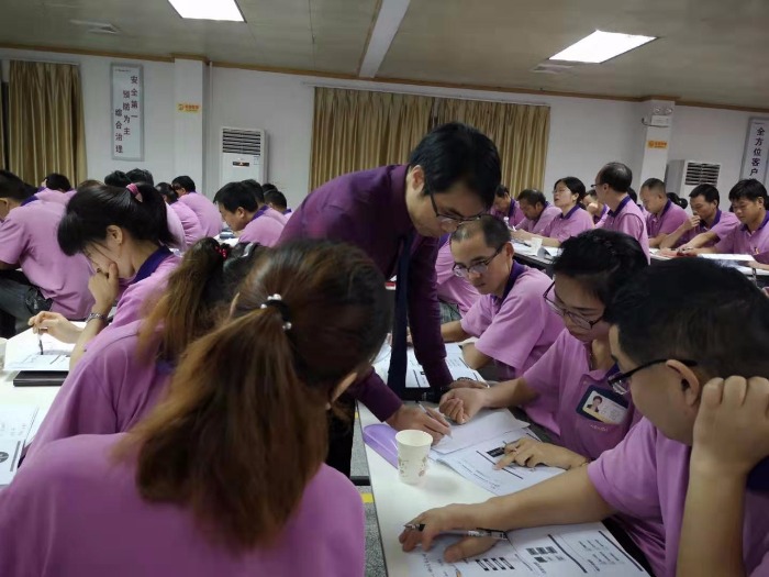 7月13号，何有志老师为江门德邑大卫浴企业及企业供应商再次授课《TQM精准质量管理》