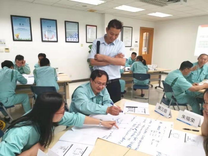 【周建华老师】7月23-26日为南通某塑料公司讲授《8D问题分析与解决》课程圆满结束