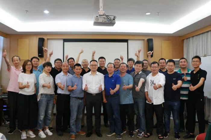 【余晨老师】7月23日为十堰东风讲授《高效工作—-时间管理》课程圆满结束。