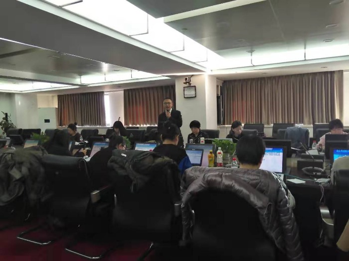 高歌老师11月4-5号，为辽宁移动通信集团的三级经理讲授了《HR数据分析》课酬圆满结束！