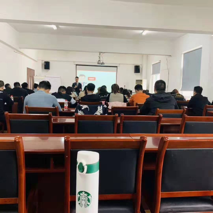 【田野老师】10.26日受邀在武汉大学为某互联网信息咨询公司讲授《问题分析与解决》课程圆满结束！
