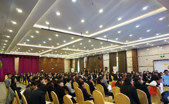 【夏菲老师】11月10日，夏菲老师给北京某保险公司讲授《养老险销售技巧》。课程圆满结束，！！