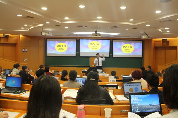 【鲁洪涛老师】3月30-31日号在长沙市为某企业讲授《微课制作》圆满结束。
