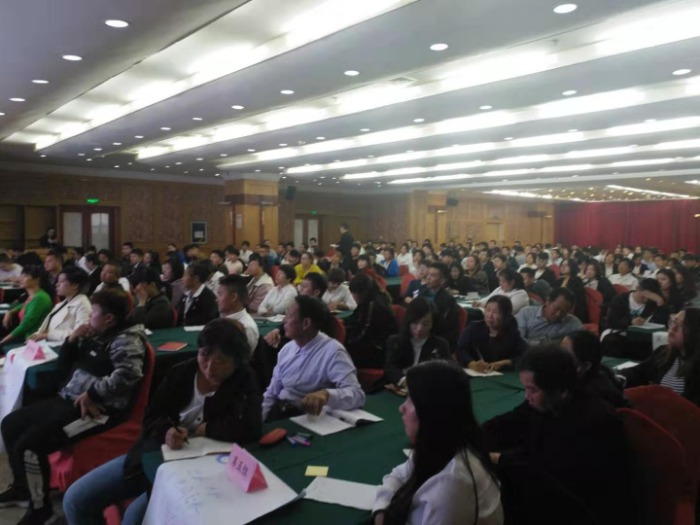 【鄢利老师】10月14-15日为中国人寿分享拳头课程《定点爆破，裂变发展—4.0时代如何构建高效与高素质增员系统》圆满结束！