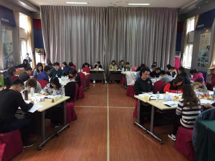 10月12号，管理沙盘实战专家【廉发强老师】为中远海运集团讲授《沙漠掘金—打造高效团队执行力》圆满结束！