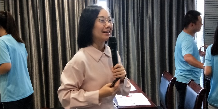 【情商管理专家-俞文显老师】9月3号给华电集团某分公司讲授《情绪压力管理+职场礼仪与职业素养提升》课程圆满结束啦！
