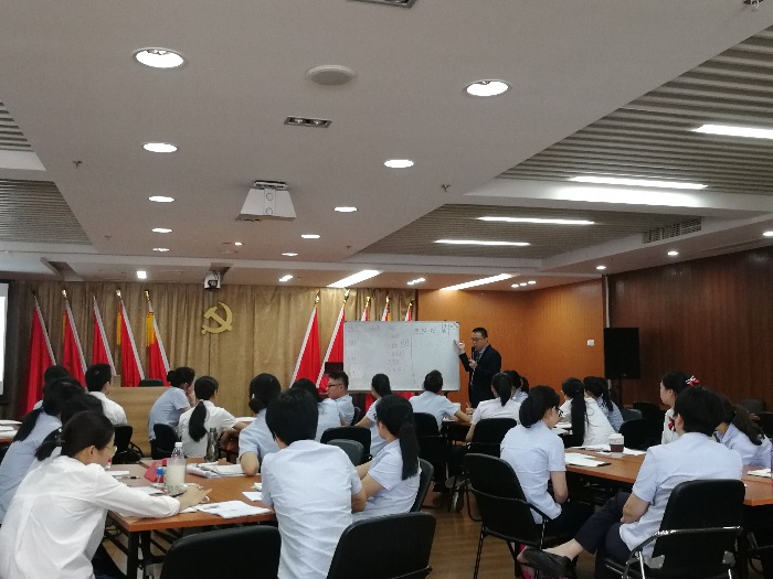 【财富管理——张罗群老师】8月15-16号在宁波为邮储银行讲授两天《理财规划师赛前辅导》的课程取得圆满成功