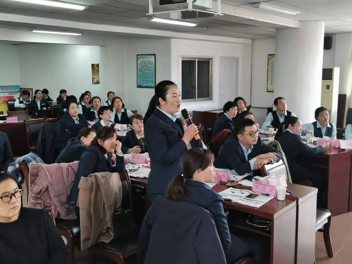 评委