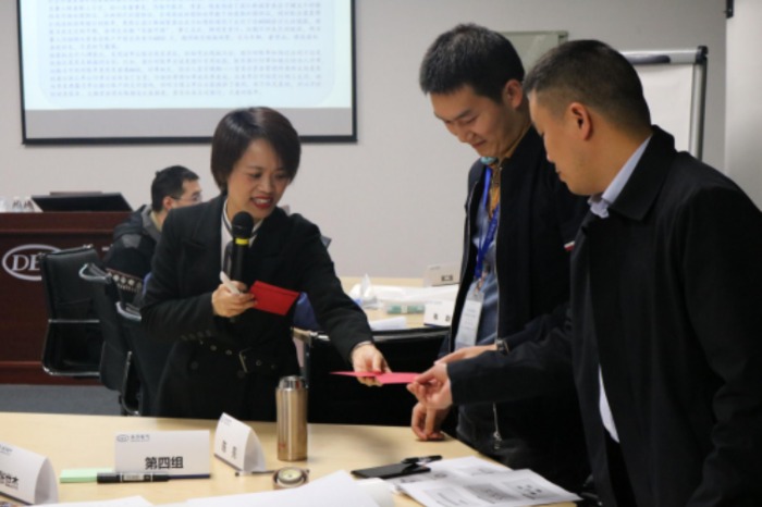文辉玲老师11月20日为济南邦德激光股份有限公司 讲授《非财务经理的财务管理》的课程圆满结束