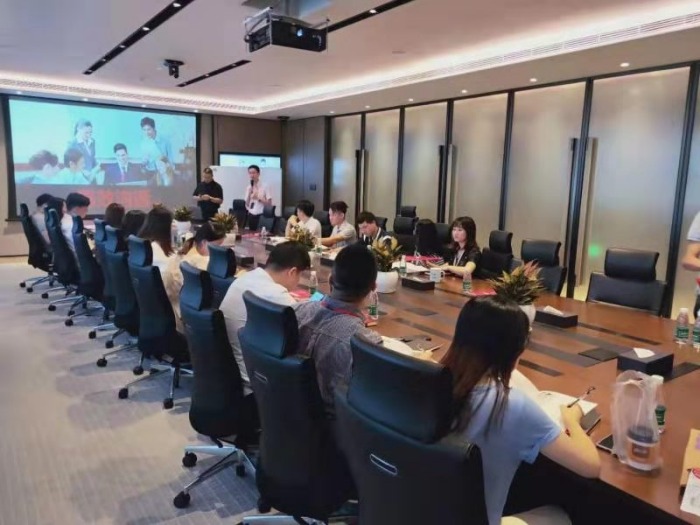 【胡建华老师】9月19日为深圳某企业讲授《高效沟通技巧》课程圆满结束。