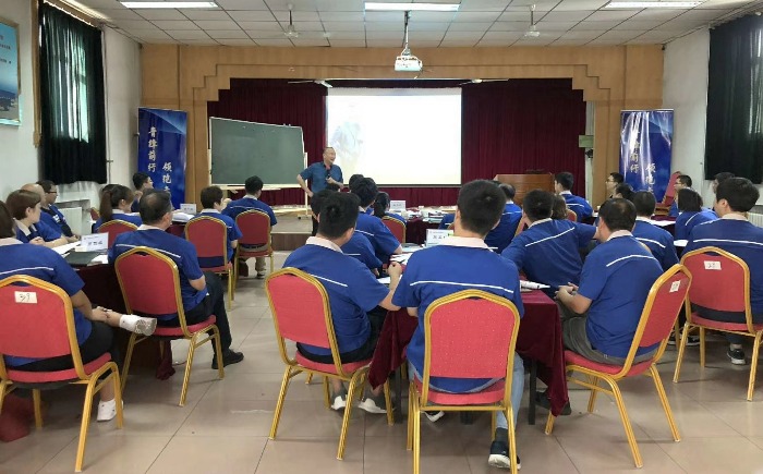 祝贺许延颖老师的一汽集团青岛分公司2019年人才培养“青峰计划”《卓越团队建设与管理》课程圆满结束！
