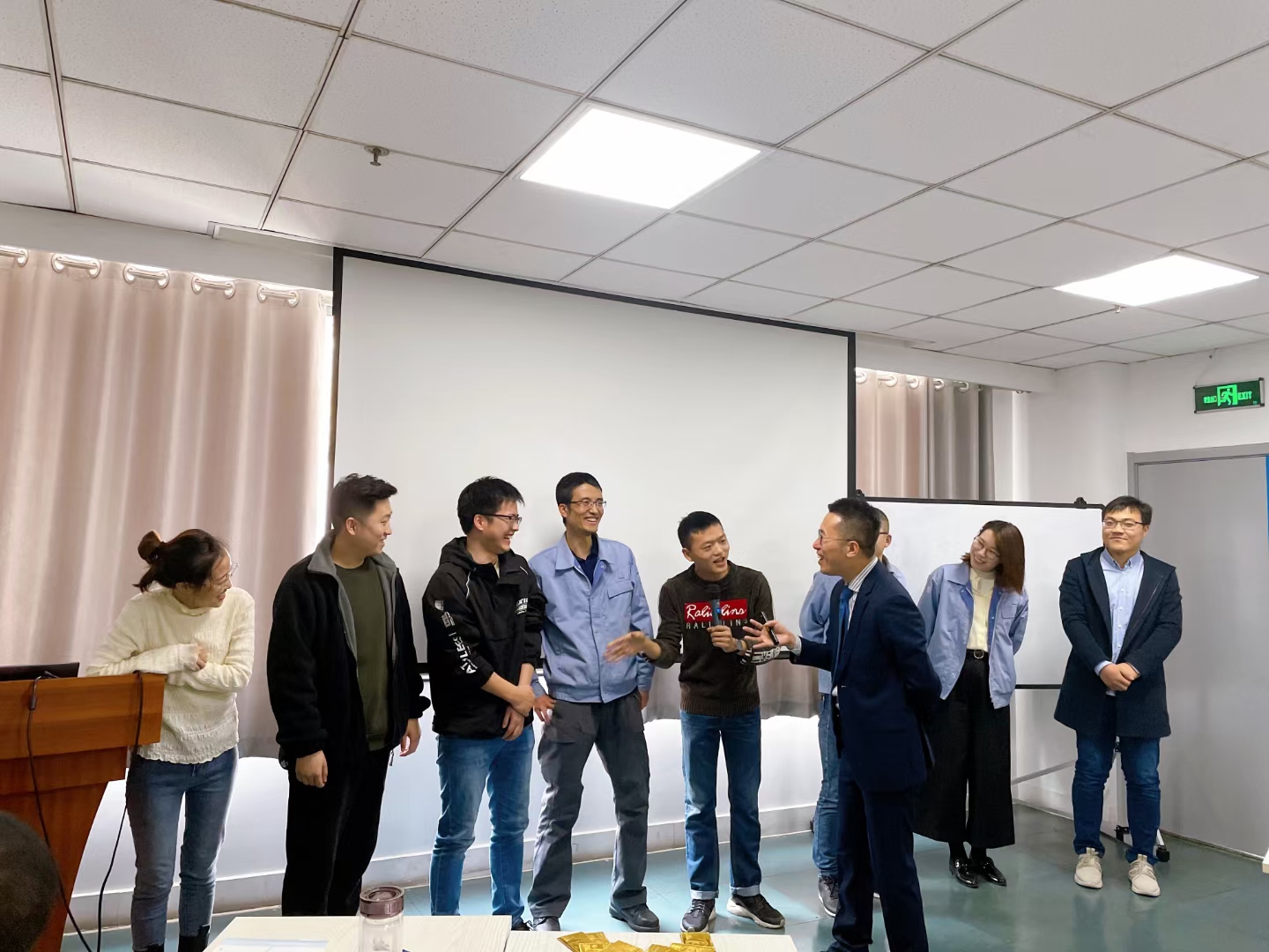邹海龙老师2020年11月14日在淄博给荏原机械讲授《新员工职业生涯规划》的课程圆满结束！