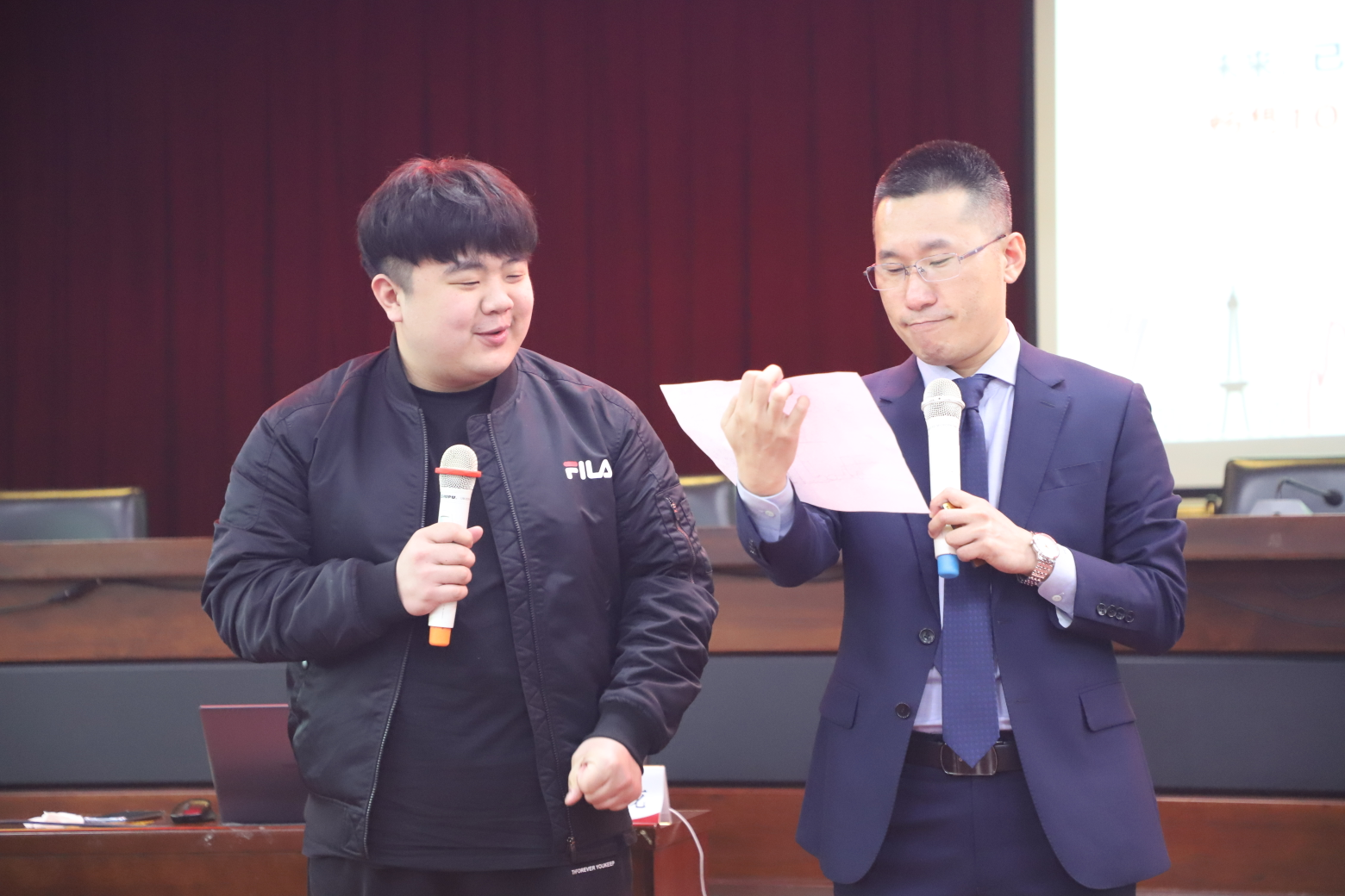 【职涯教练-邹海龙老师】3月5日，邹海龙老师为南昌市某市政集团讲授《成长赋能-新员工职业素养修炼》