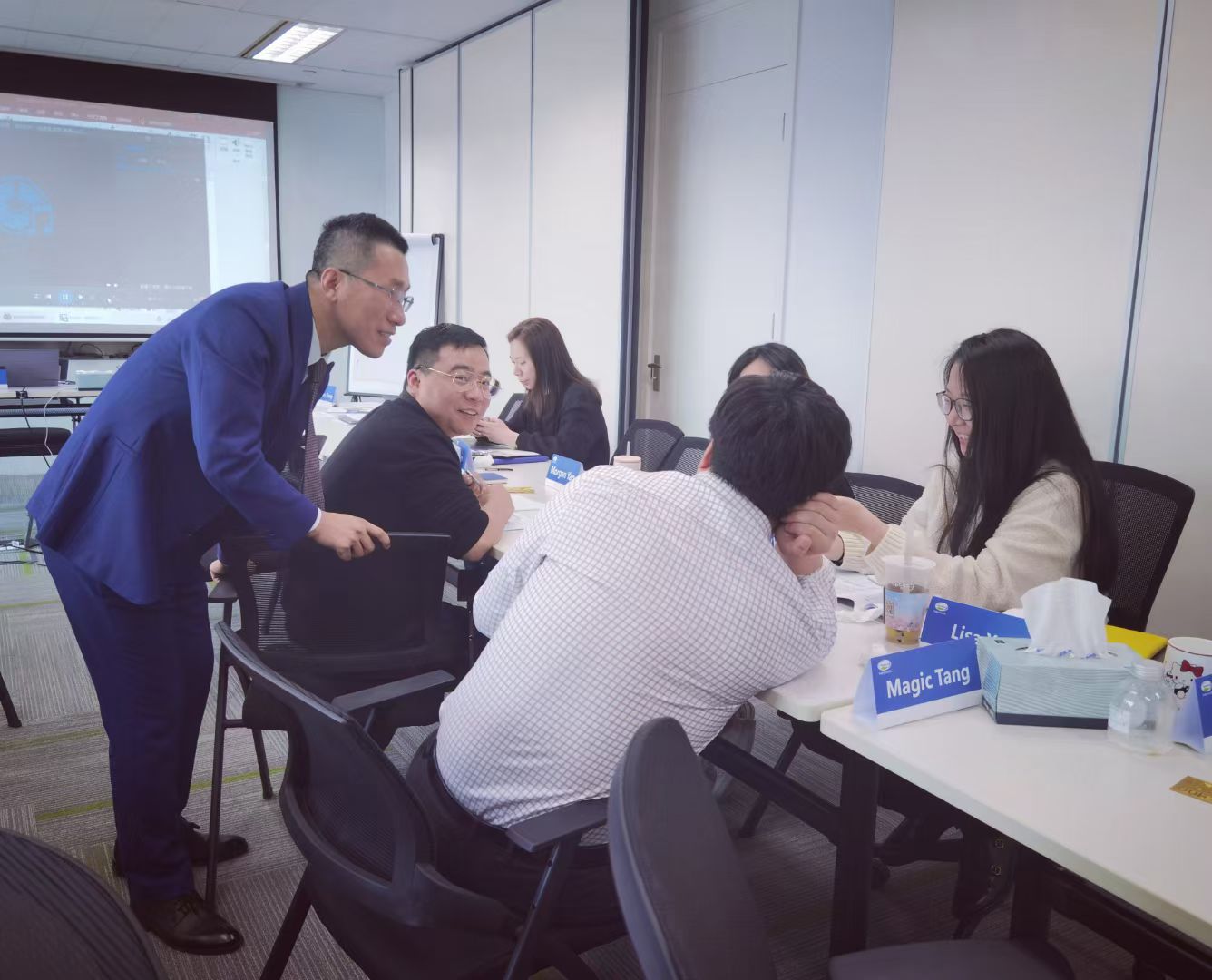 【职涯教练——邹海龙】4月11-13日受邀为某乳业上海总部讲授《商业故事的影响力》课程，圆满结束！