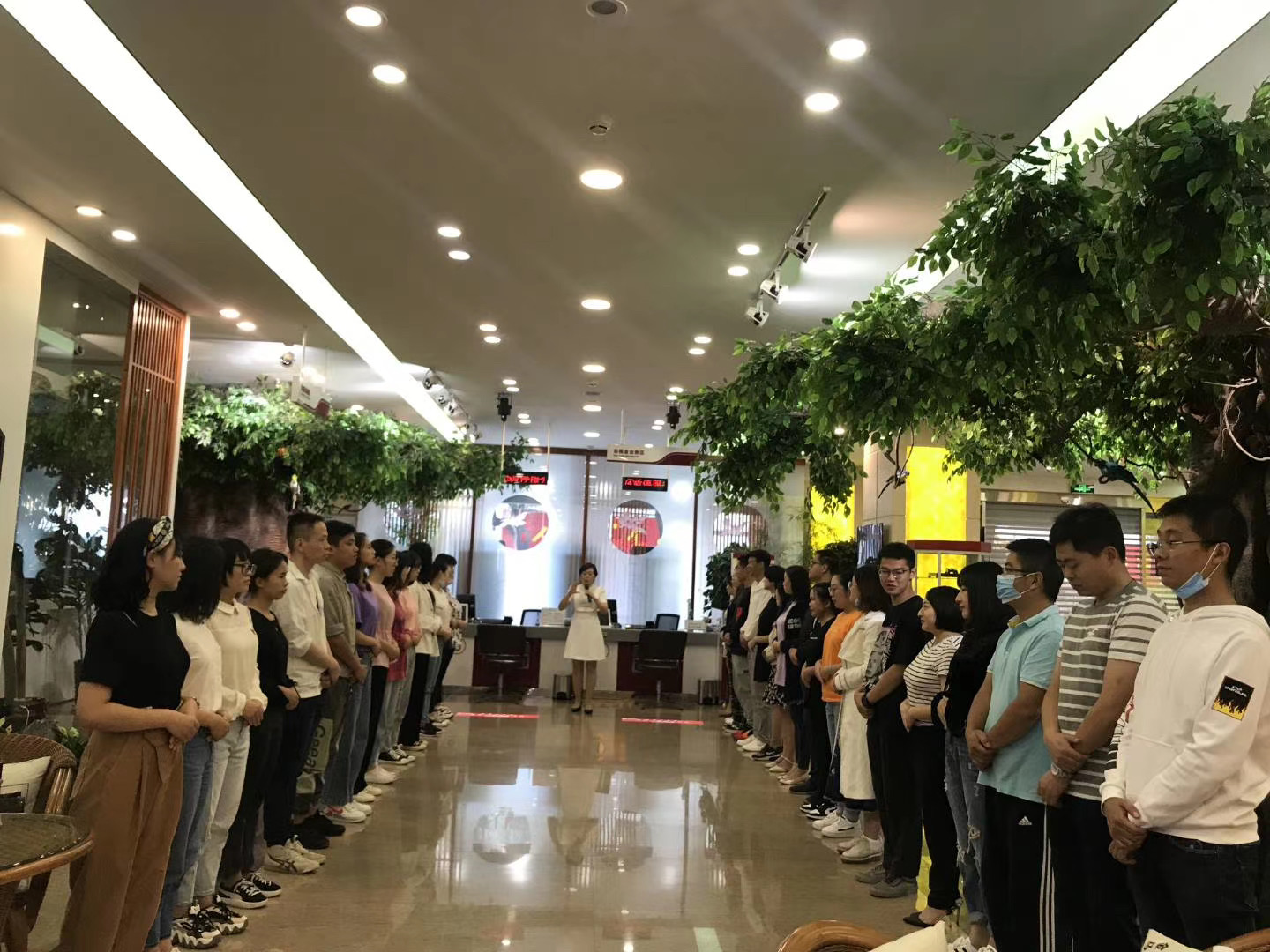 【倪莉老师】8月29日为昆明某农商行分享《银行服务礼仪》课程圆满结束！