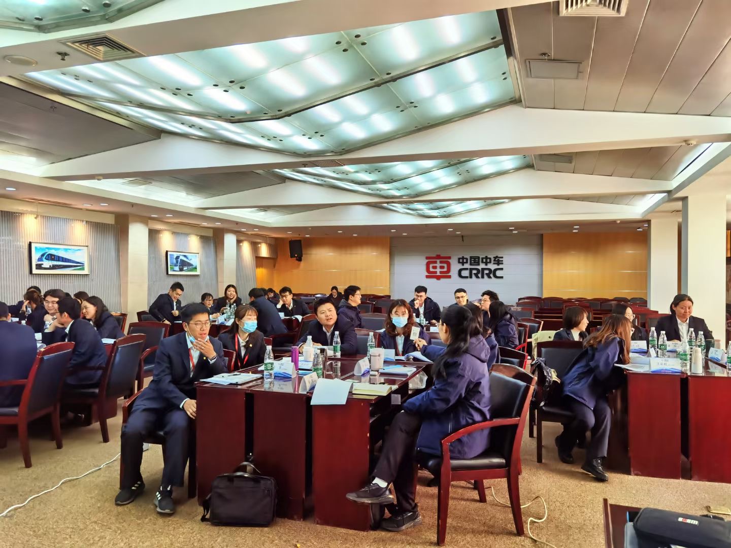 李美鲜老师4月8号在南京中车给职场精英讲授《情绪与压力管理》管理情绪，舒缓压力，做职场高效人士！