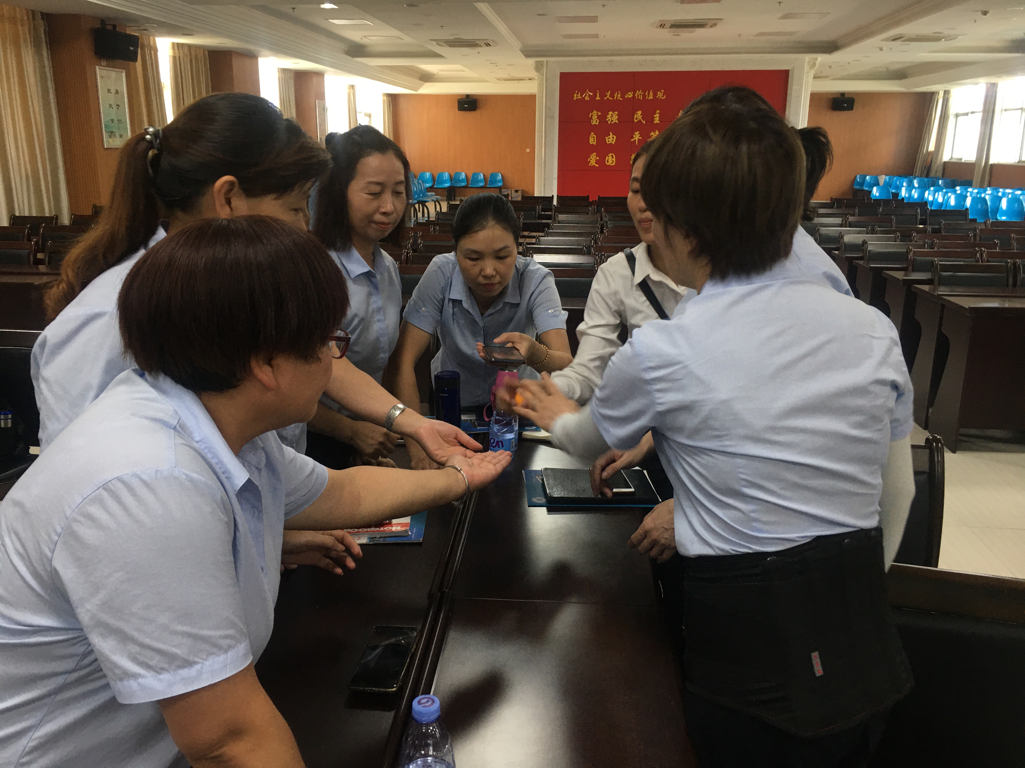 曾秋香老师一2020年8月13-14号在福建讲授两天的《卓越团队建设与优质服务》圆满结束