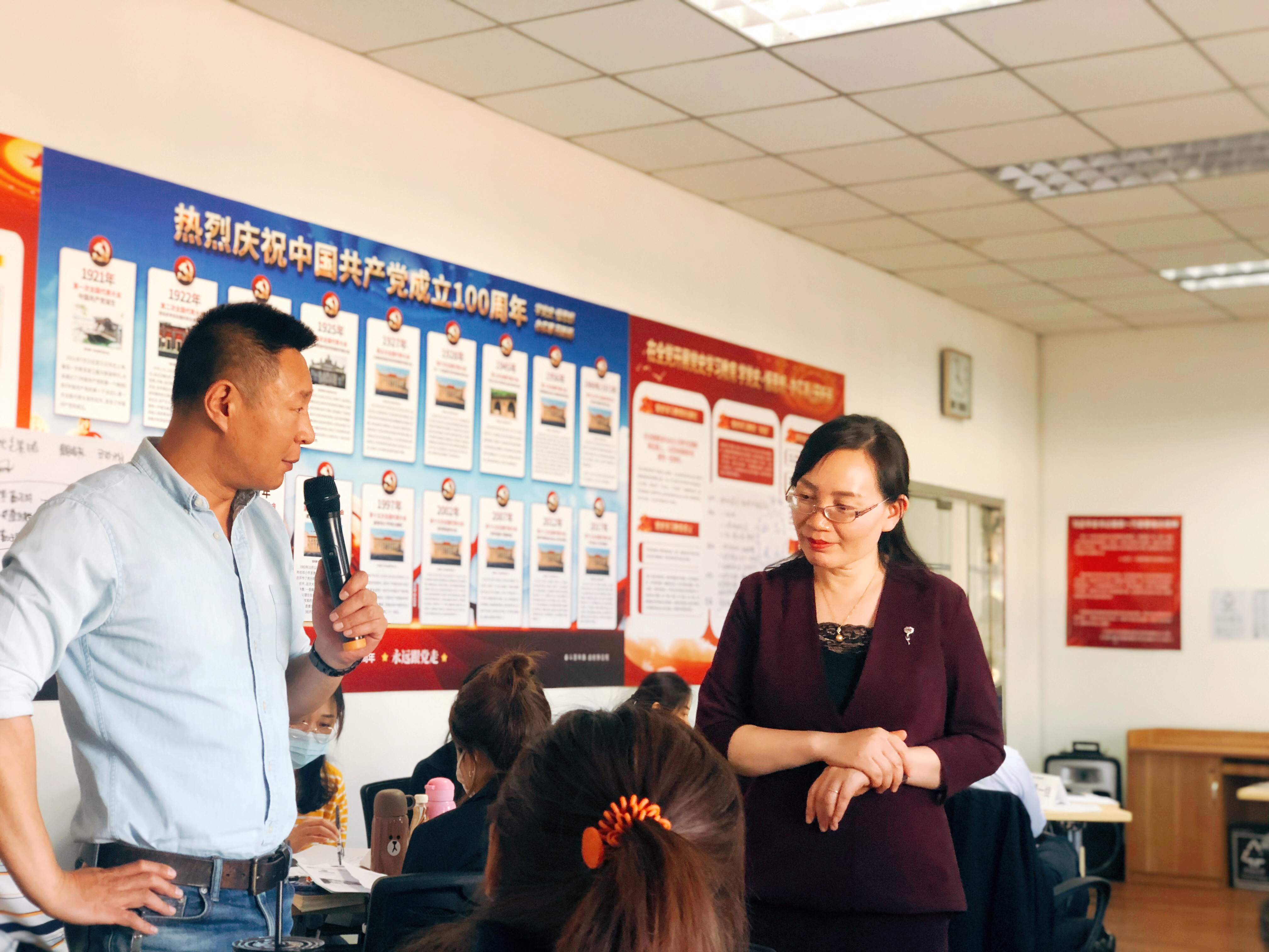 曾秋香老师一2021年5月28~29号在大连物流讲授《智“会”共创：结构化研讨与专题汇报技巧》课程
