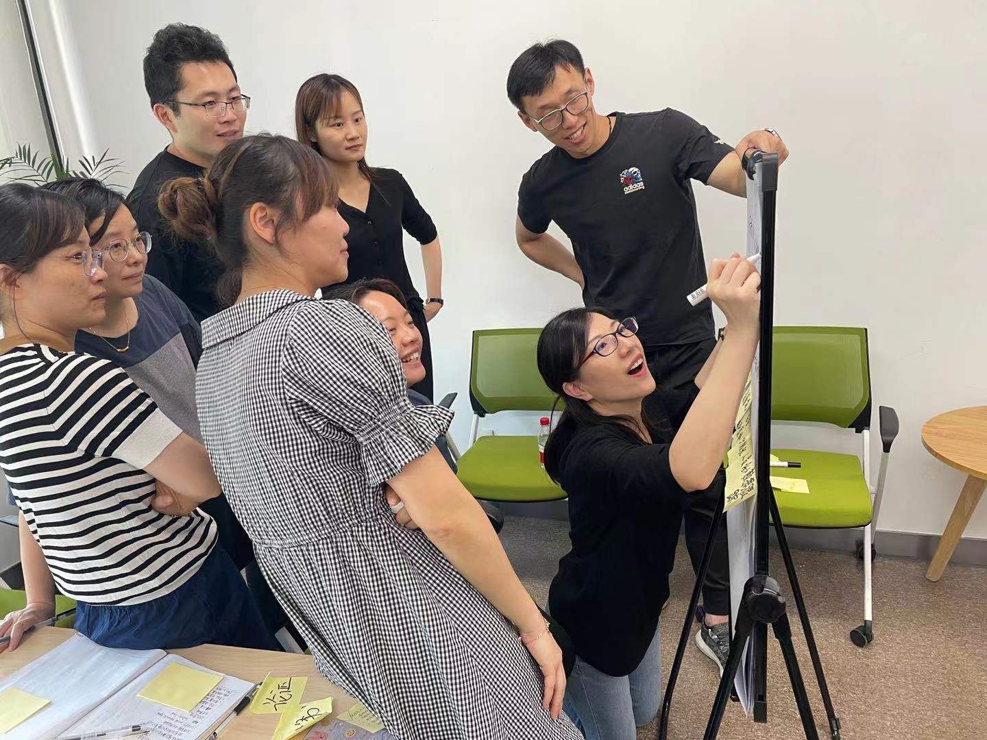 曾秋香老师一2021年6月6号在宁波某银行讲授《高潜人才行动学习培训》课程圆满结束