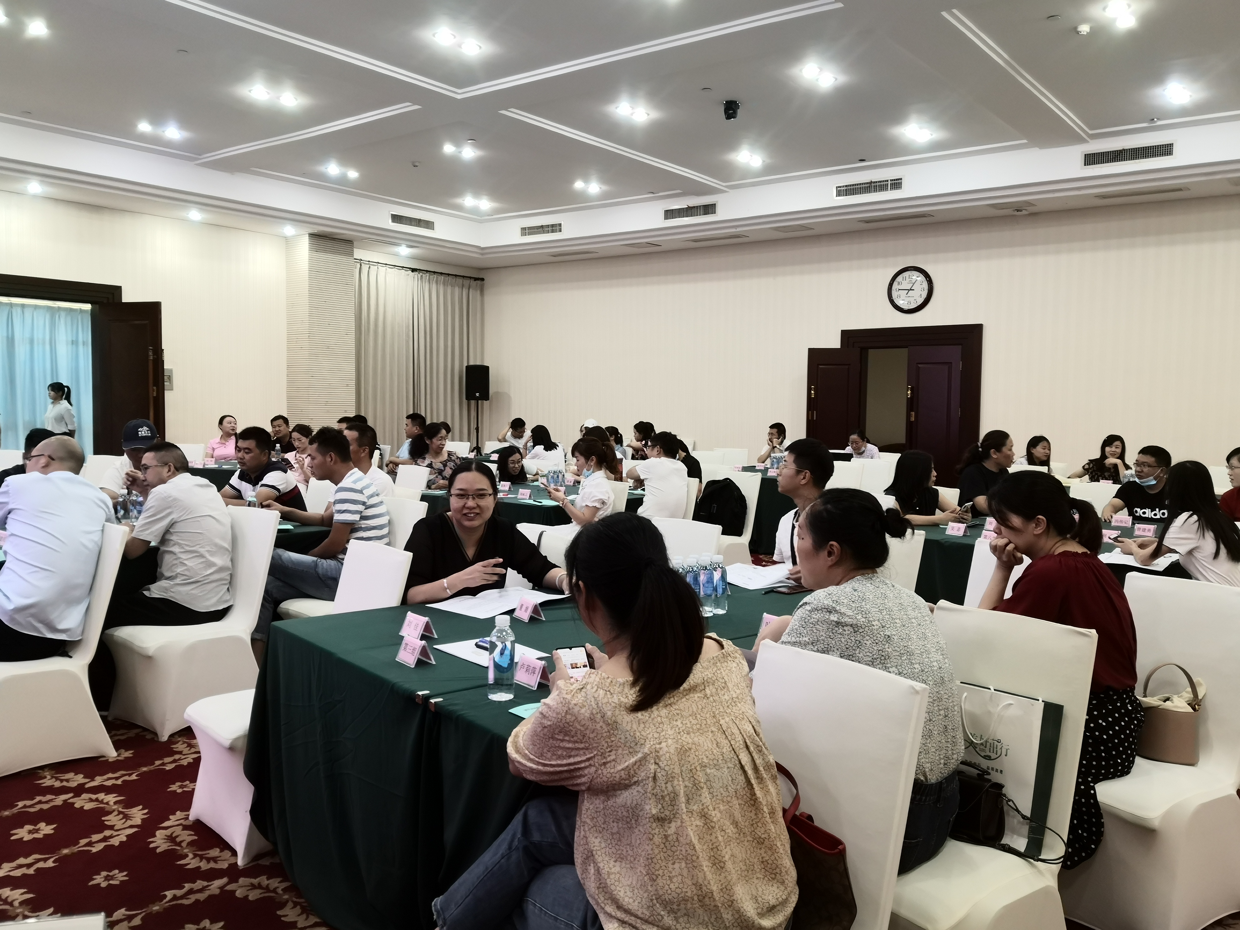 王弘力老师7月25-26号南昌讲授公开课“企业用工成本分析与管控”圆满结束