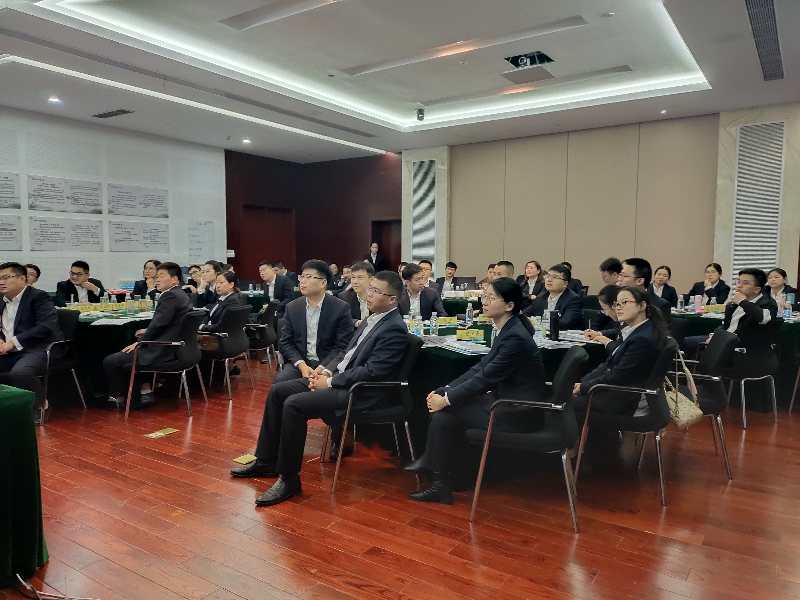 【张城玮老师】10月23-24日在湖州给某银行讲授《卓有成效中坚力量训练营》