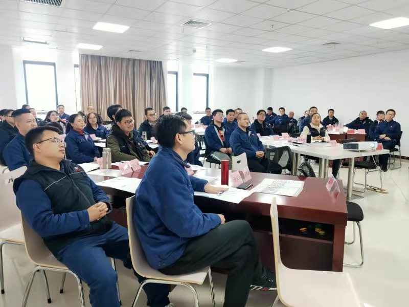 【张城玮老师】12月11-12日在遵义讲授《八项核心管理技能》