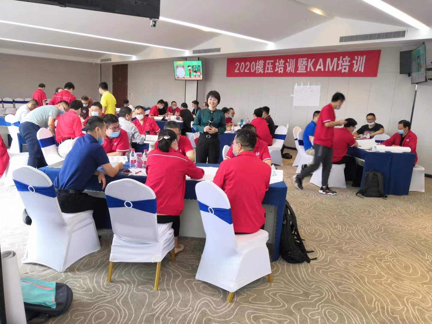 7月26-27日张芯译老师为东风集团下属知名发动机企业讲授《大客户关系管理》课程圆满结束！