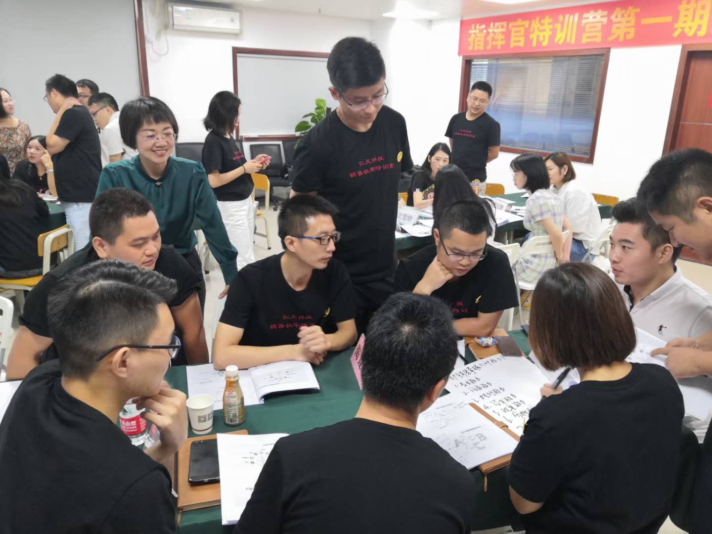 8月22~23日张芯译老师为深圳某科技公司讲授《大客户销售实战训练营》课程圆满结束。