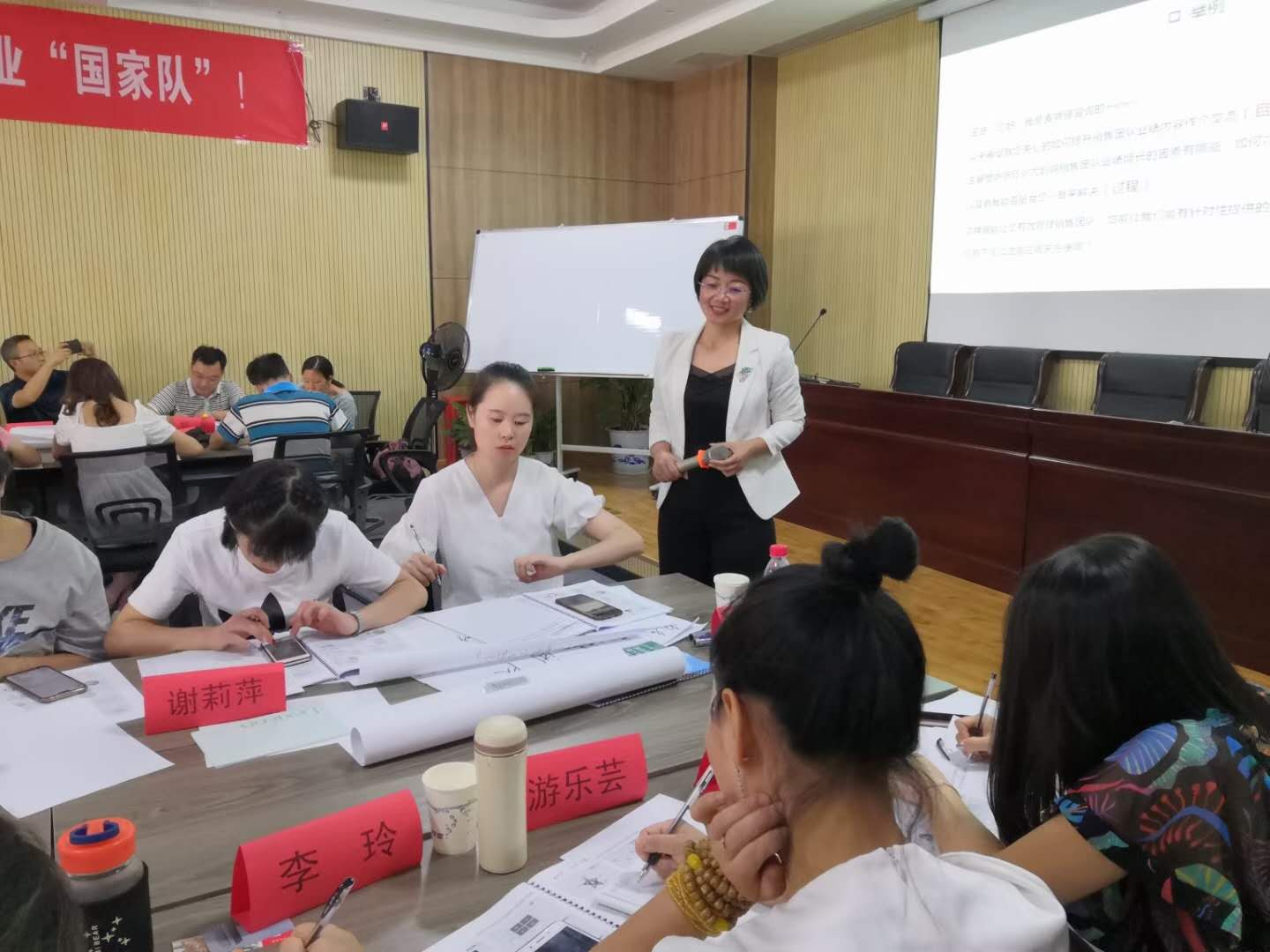 9月8日张芯译老师位南昌某大型集团讲授《大客户实战训练》课程顺利结束！