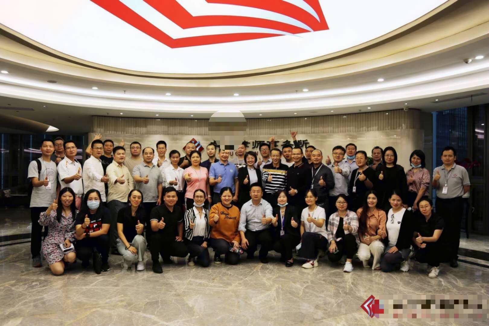 10月17日，张芯译老师为深圳某知名律师事务所讲授《商务谈判技巧》课程圆满结束！